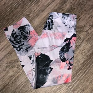 Adorable printed leggings